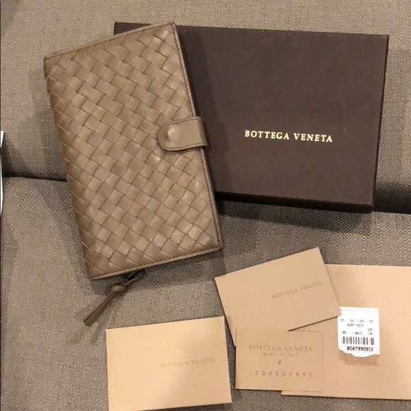 Bottega Veneta Handbags - Bottega Veneta Medium Wallet - 💯 % authentic
